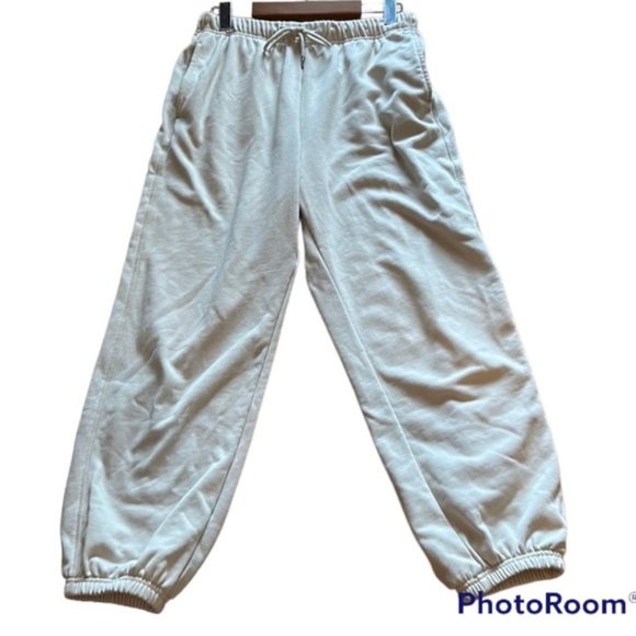 Old Navy Pants - OLD NAVY high waisted sweatpants size medium but can fit a large